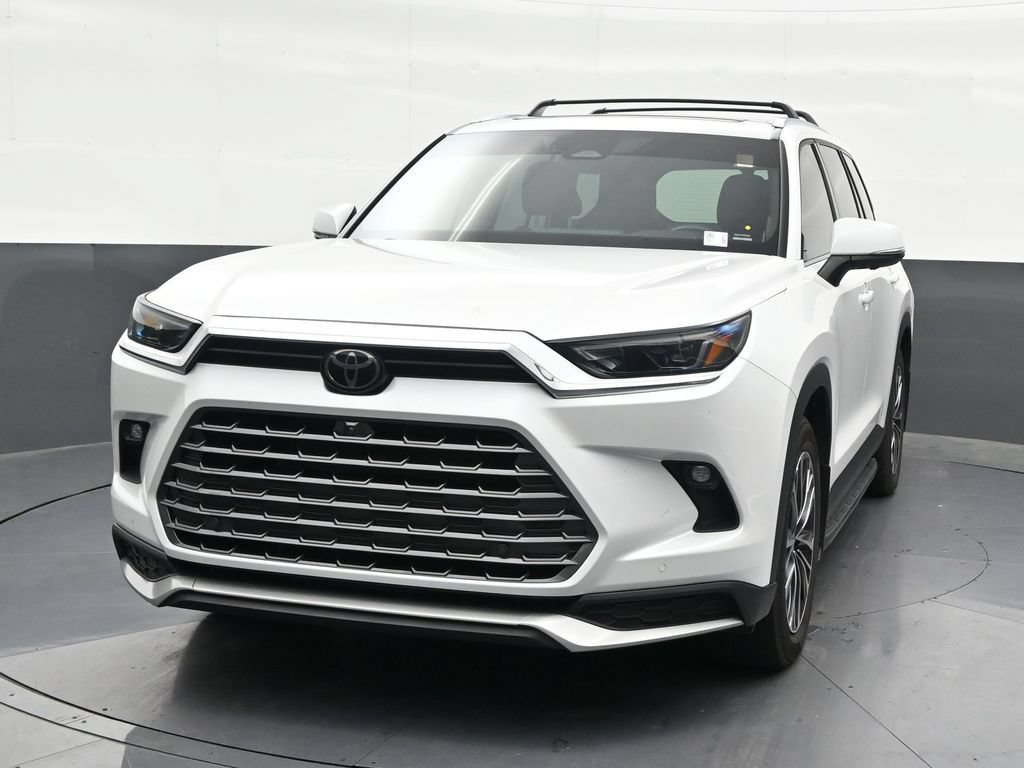 Used 2024 Toyota Grand Highlander AWD Hybrid image 9