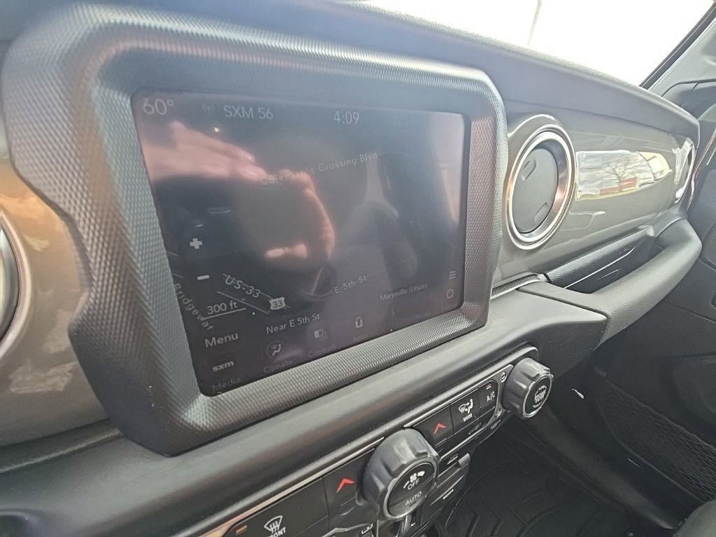 Used 2022 Jeep Wrangler Unlimited Sahara w/ Dual Top Group image 18