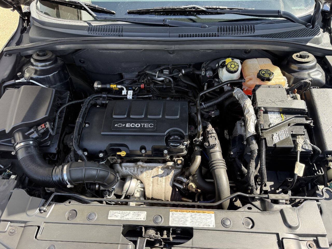 Used 2014 Chevrolet Cruze LT FWD image 17