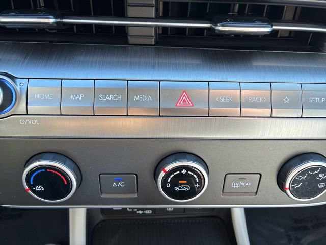Used 2024 Hyundai Kona SE image 21
