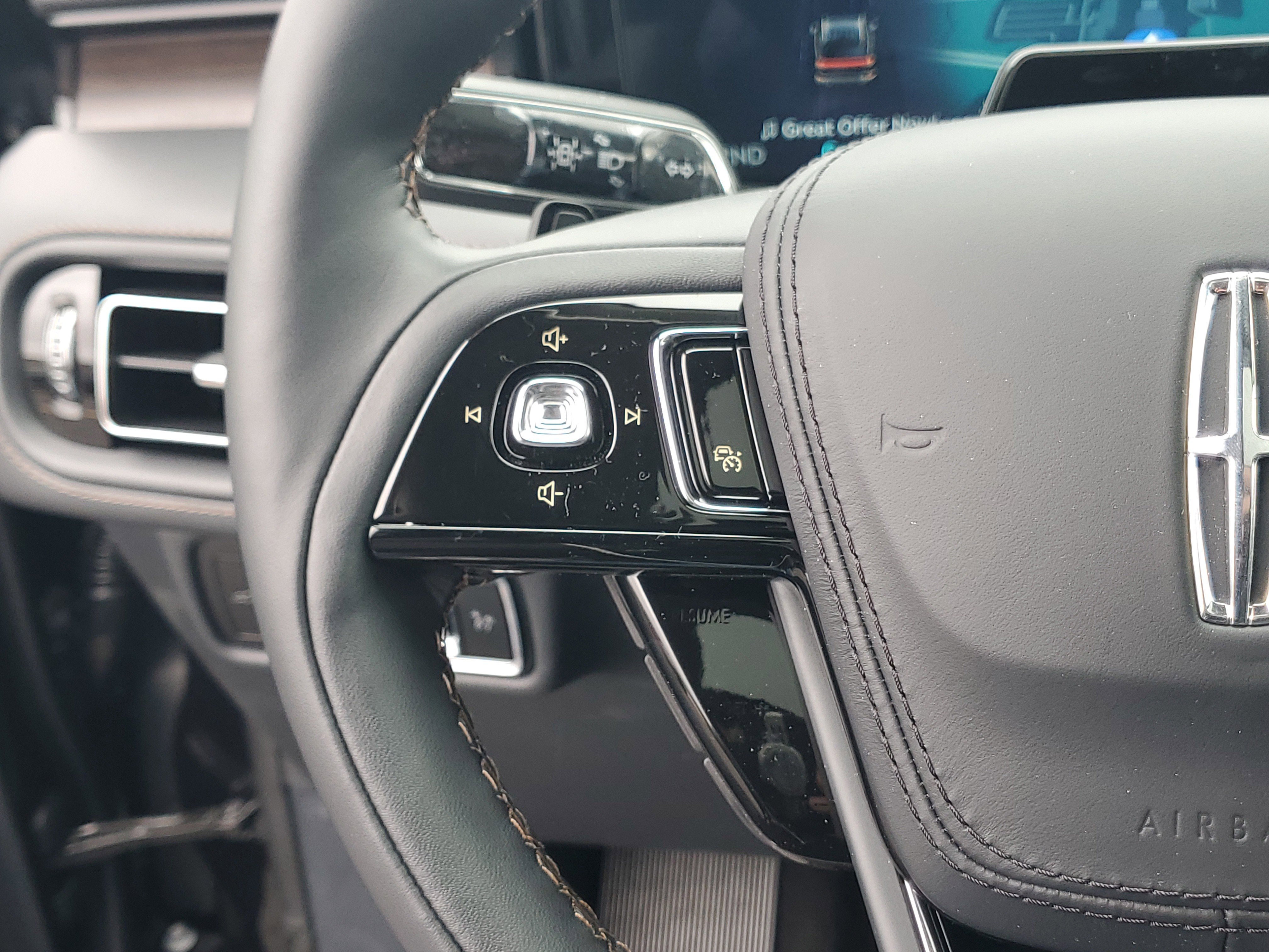 New 2026 Lincoln Aviator Reserve image 16