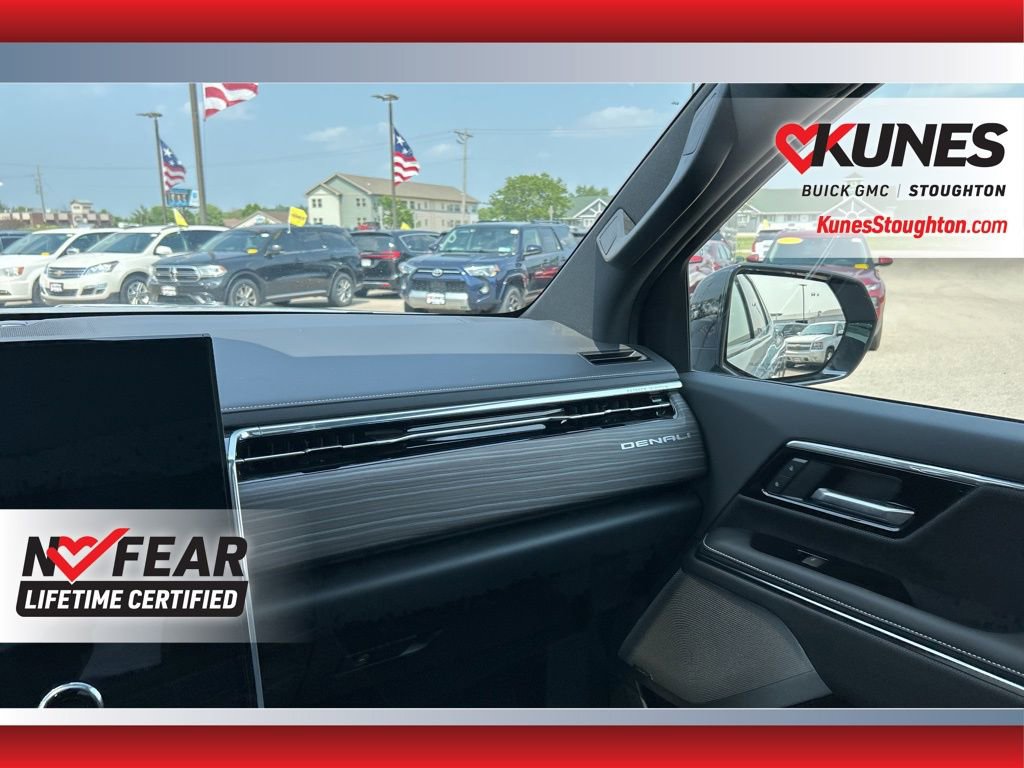 New 2025 GMC Sierra EV Denali image 42