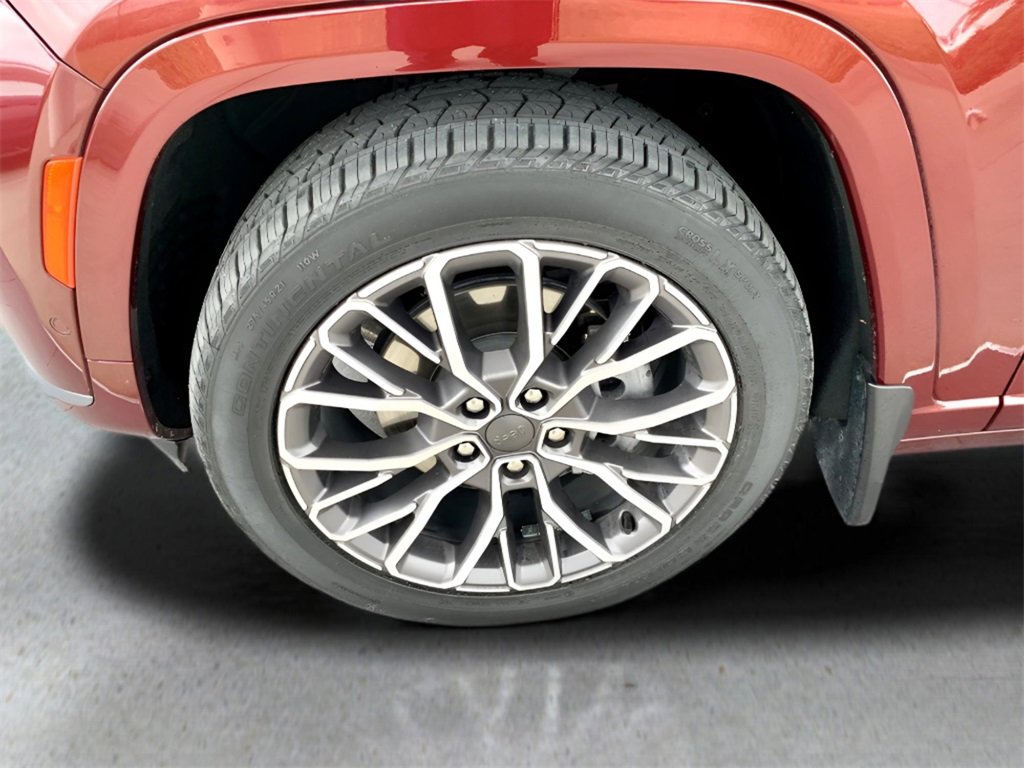 Used 2023 Jeep Grand Cherokee L Summit image 11