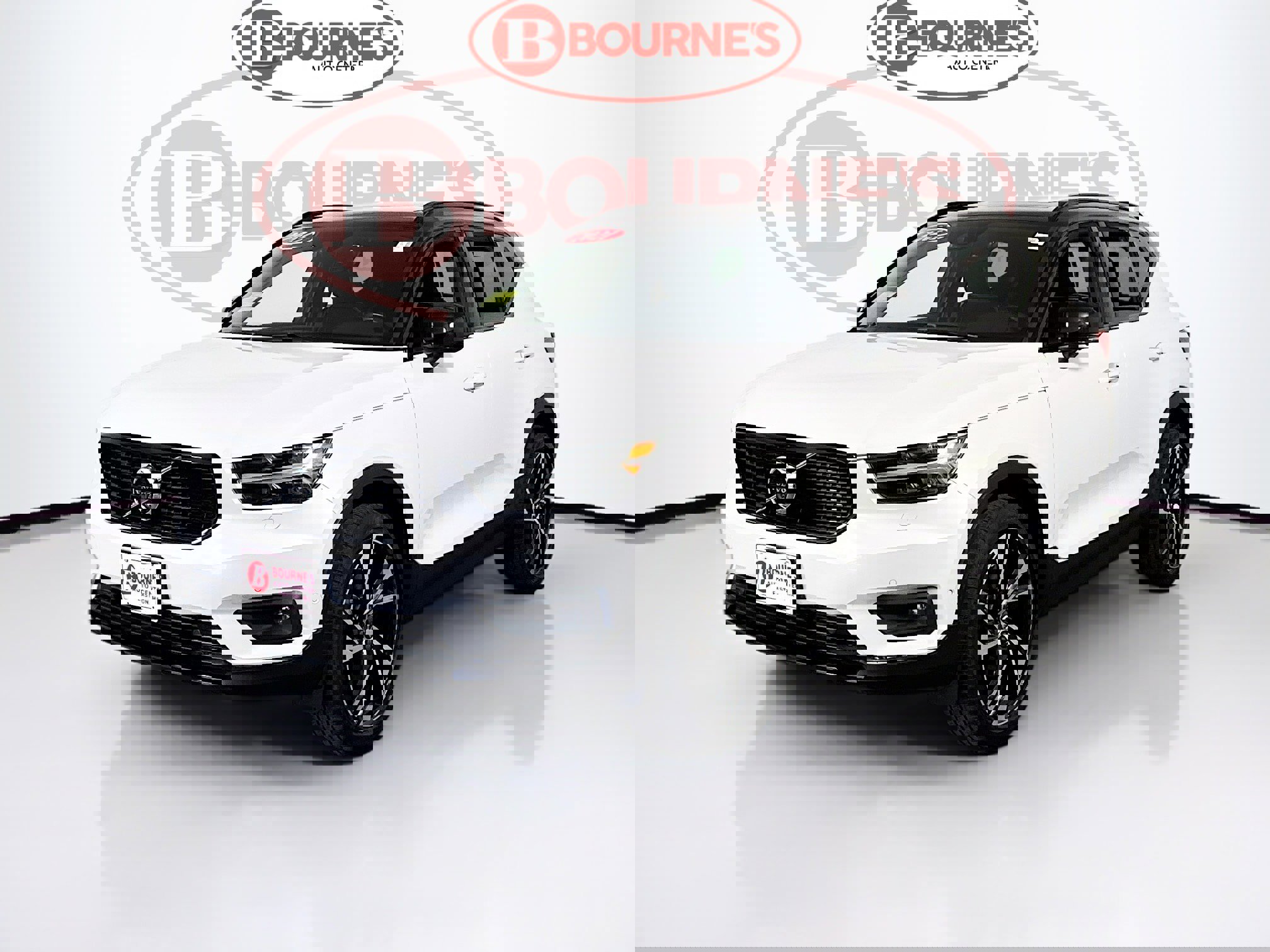 Used 2021 Volvo XC40 T5 R-Design w/ Protection Package Premier image 8