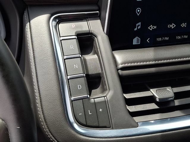 Used 2023 Chevrolet Suburban LT RWD image 12