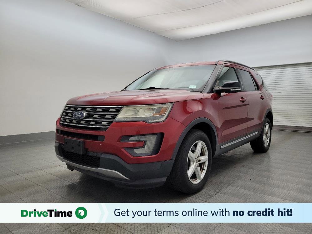 Used 2017 Ford Explorer XLT image 1