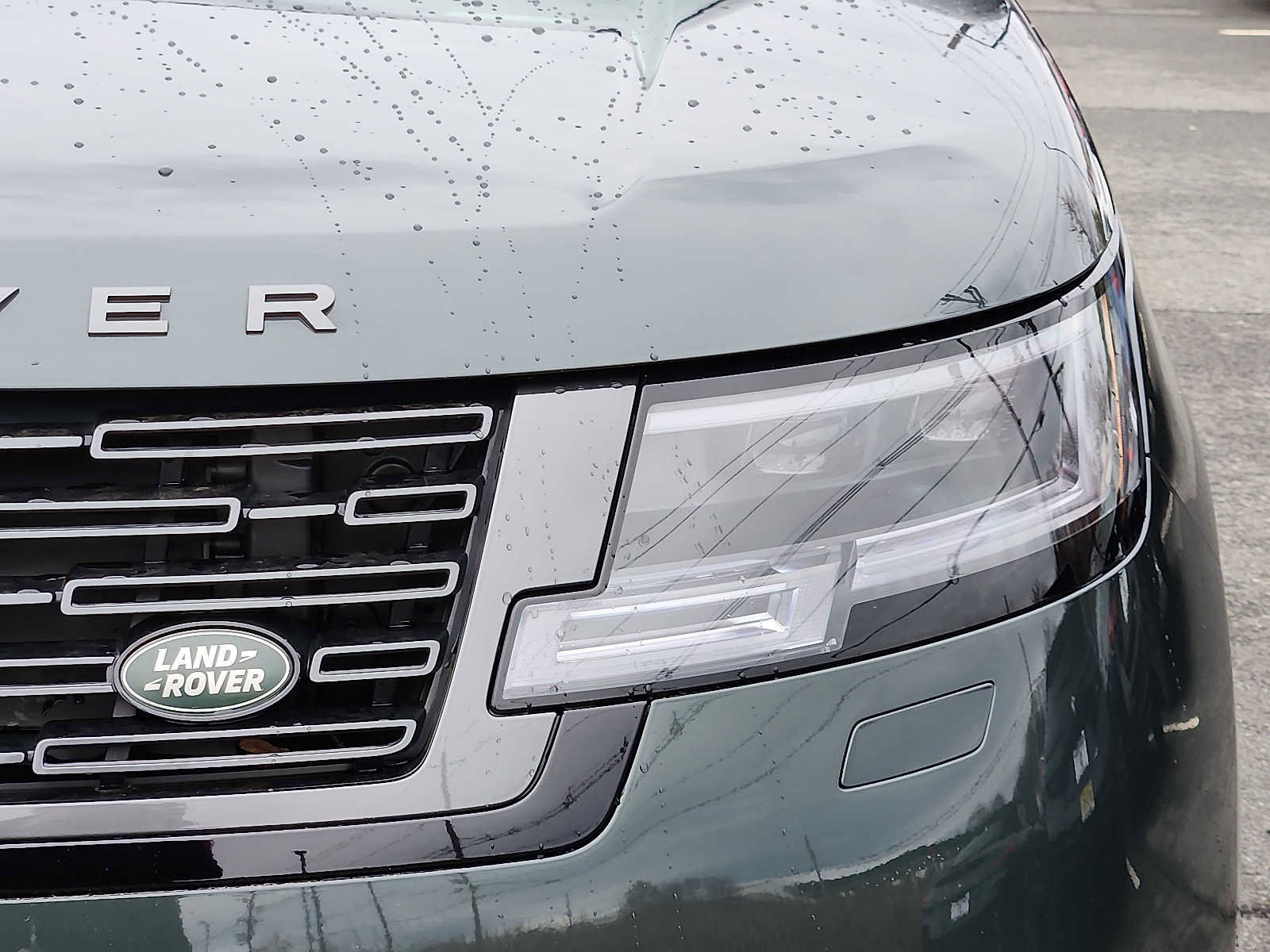 Used 2024 Land Rover Range Rover Long Wheelbase SE image 9