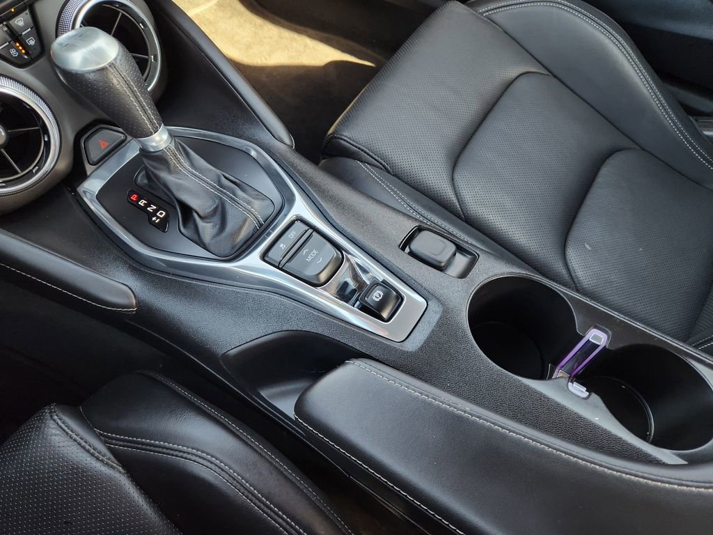 Used 2016 Chevrolet Camaro SS image 25