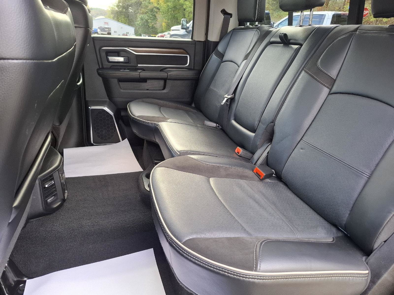 Used 2024 RAM 2500 Laramie w/ Safety Group AWD/4WD image 17