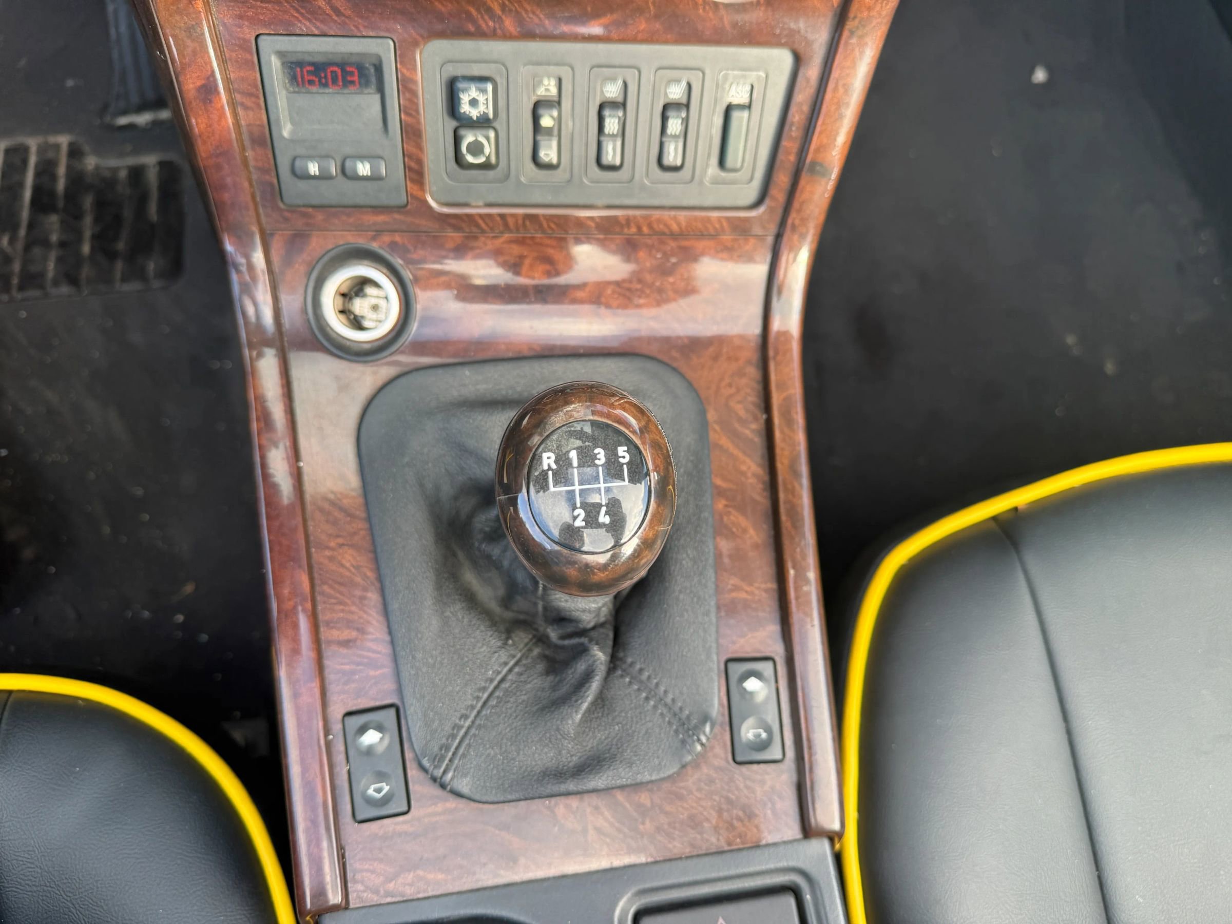 Used 1998 BMW Z3 2.8 image 18