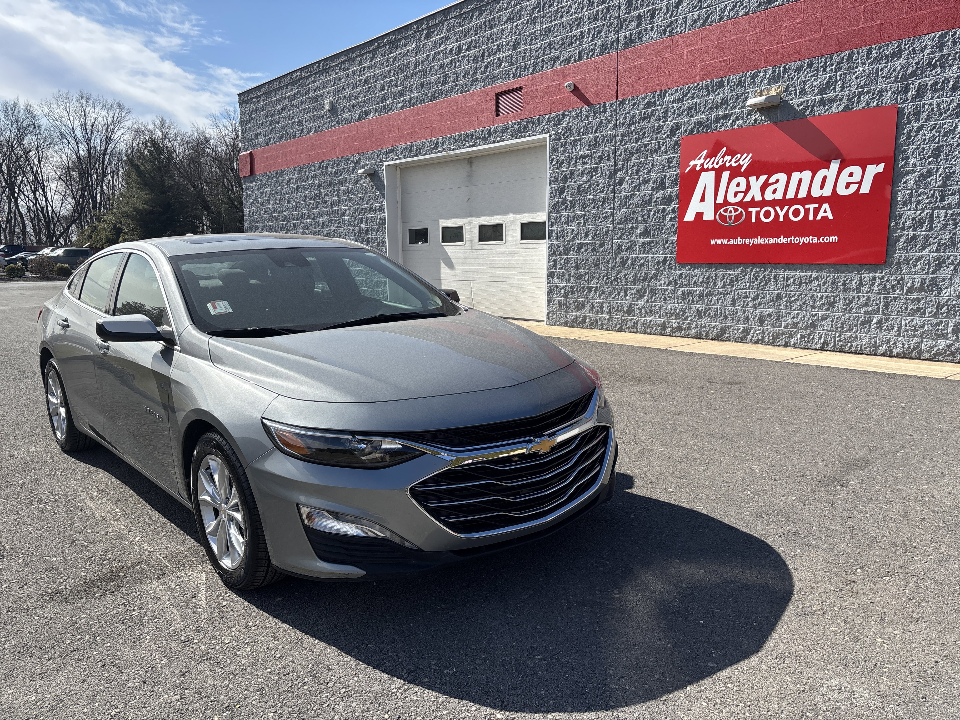 Used 2024 Chevrolet Malibu LT FWD video 1