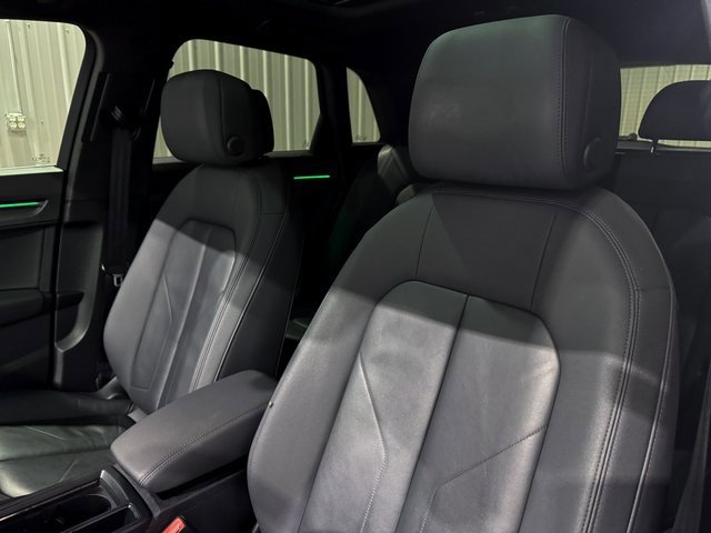 Used 2021 Audi Q3 2.0T Premium Plus w/ Premium Plus Package image 16