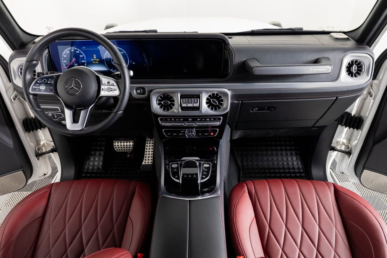 Used 2023 Mercedes-Benz G 550 image 34