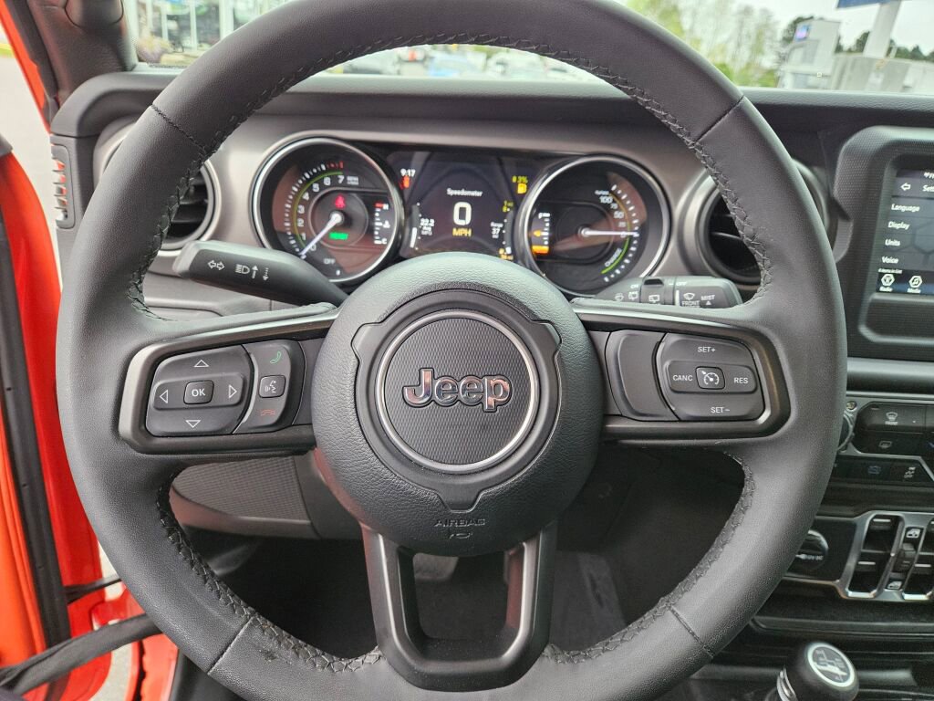 Used 2023 Jeep Wrangler Unlimited AWD/4WD image 20