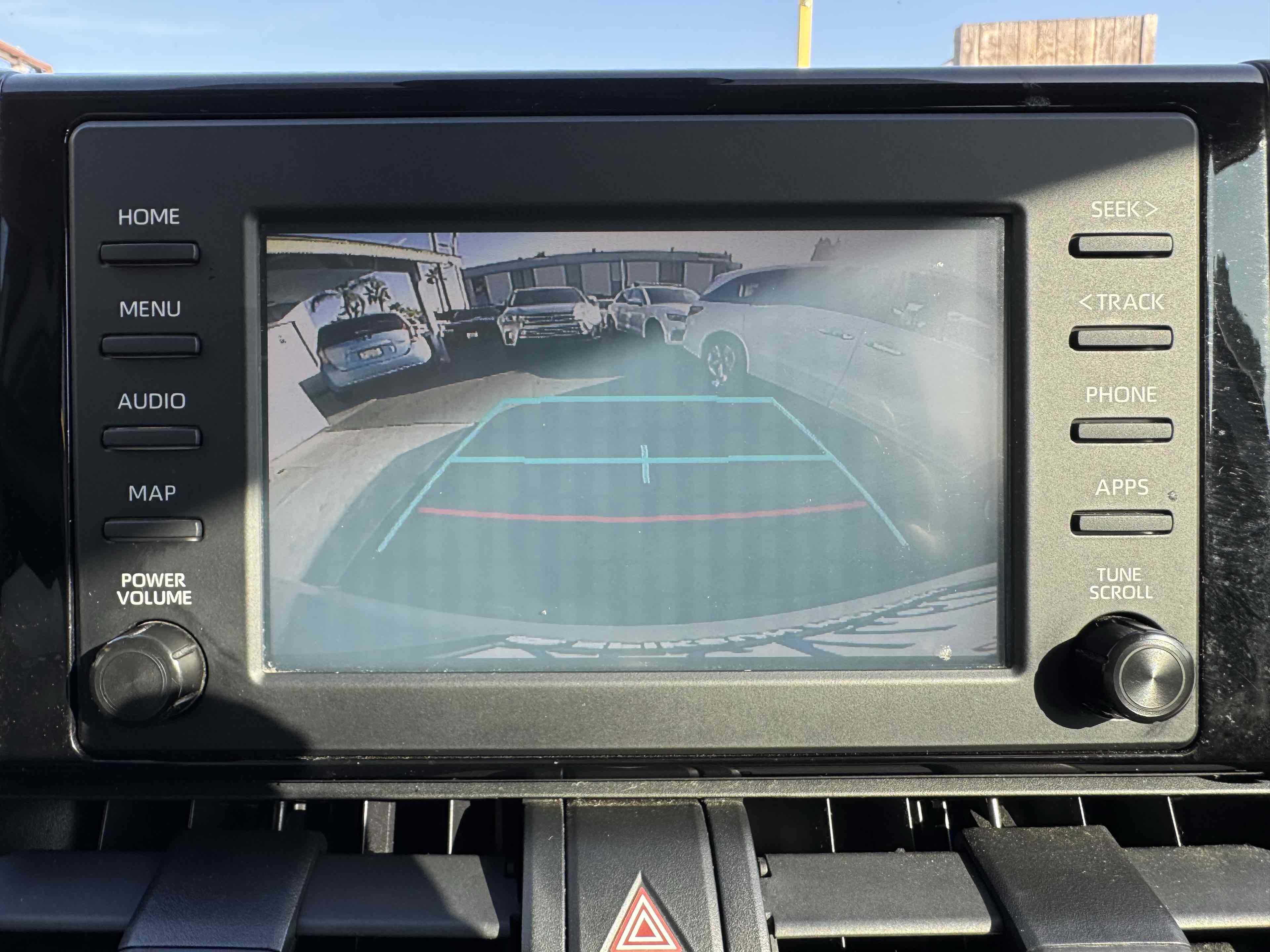 Used 2019 Toyota RAV4 LE w/ Carpet Mat Package image 28