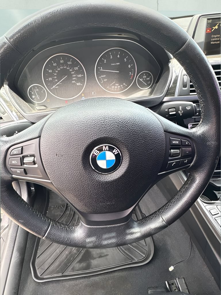 Used 2016 BMW 320i xDrive Sedan AWD/4WD image 20