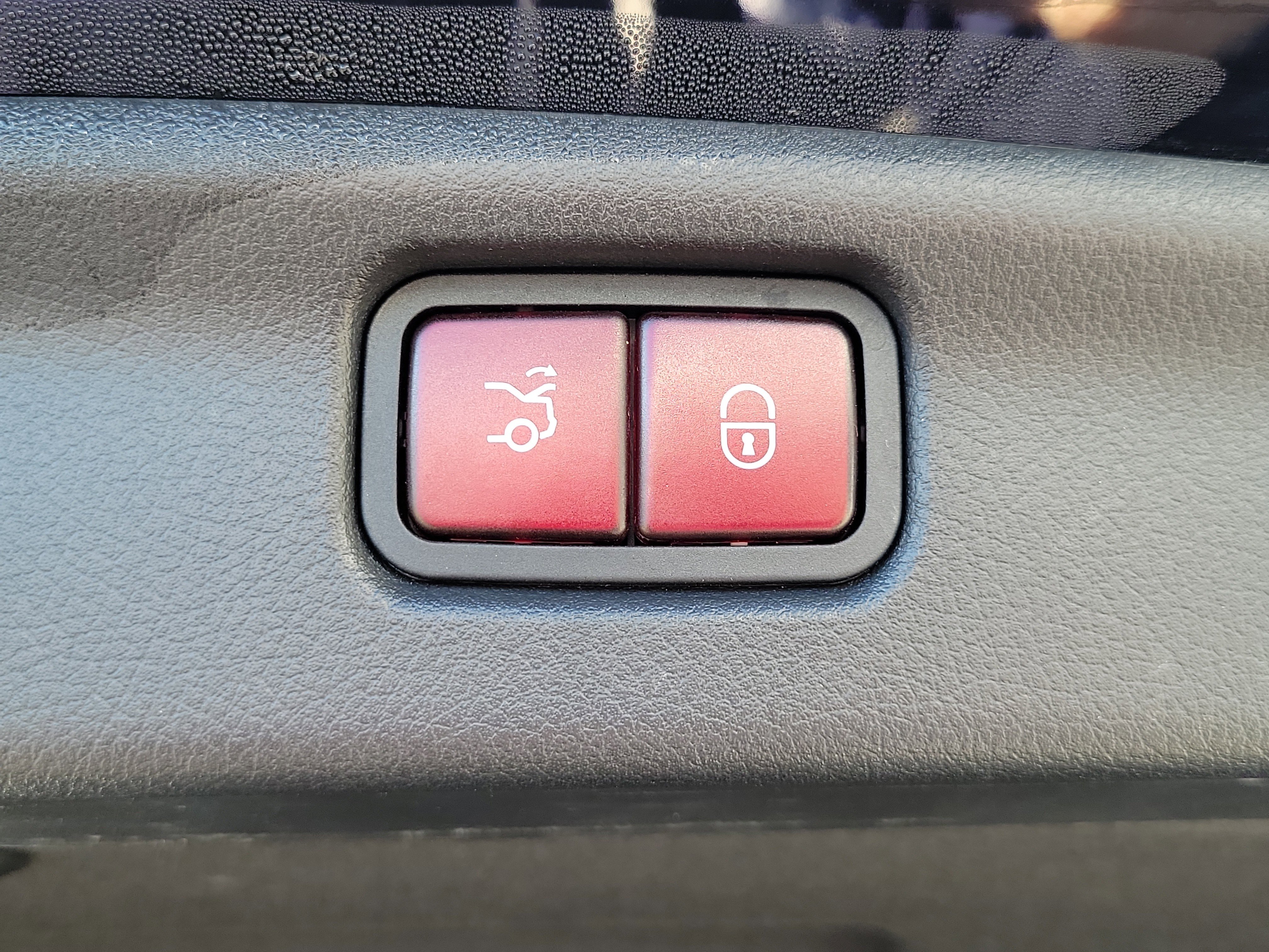 Used 2023 Mercedes-Benz C 300 Sedan image 26