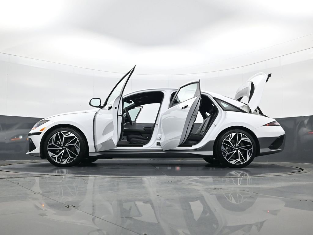 Certified 2024 Hyundai Ioniq 6 SEL image 34