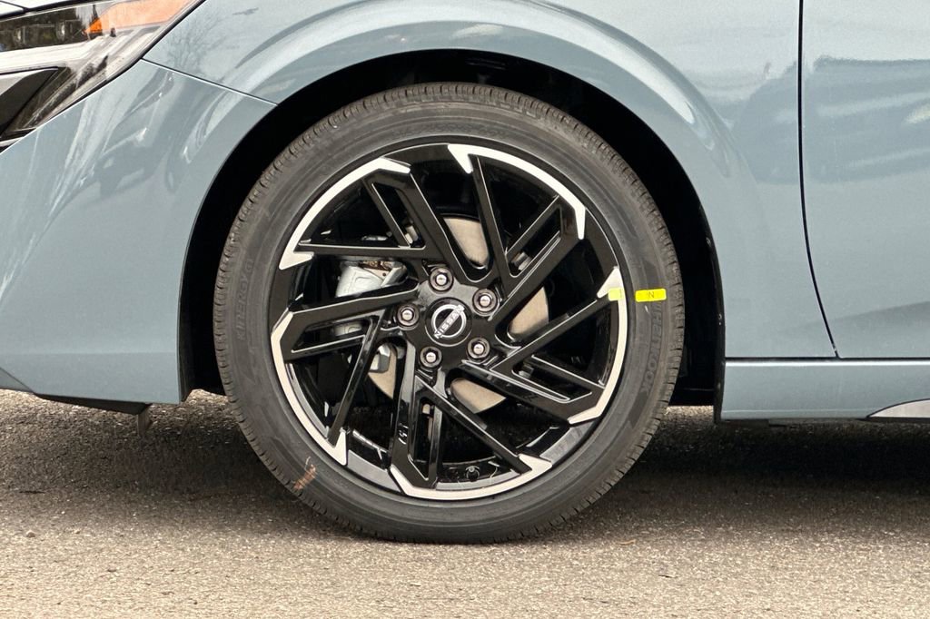 New 2026 Nissan Sentra SR w/ SR Premium Package image 25