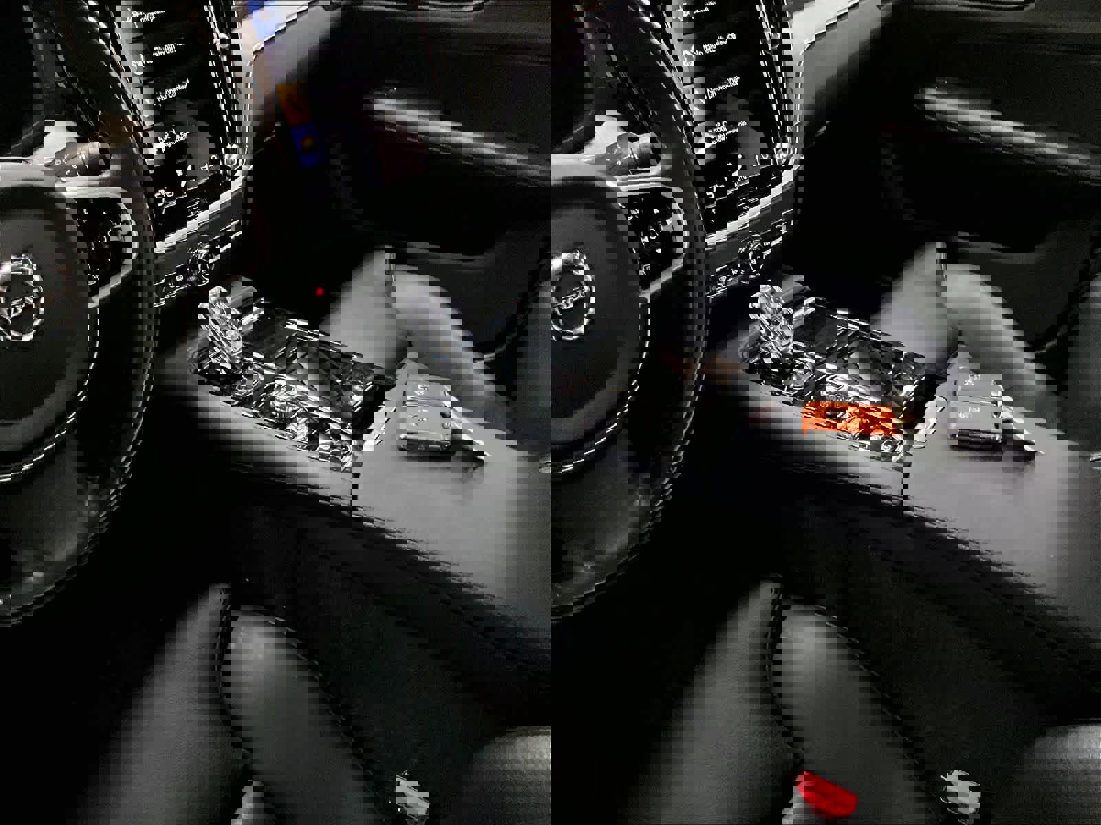 Used 2021 Volvo S60 T8 Inscription image 18