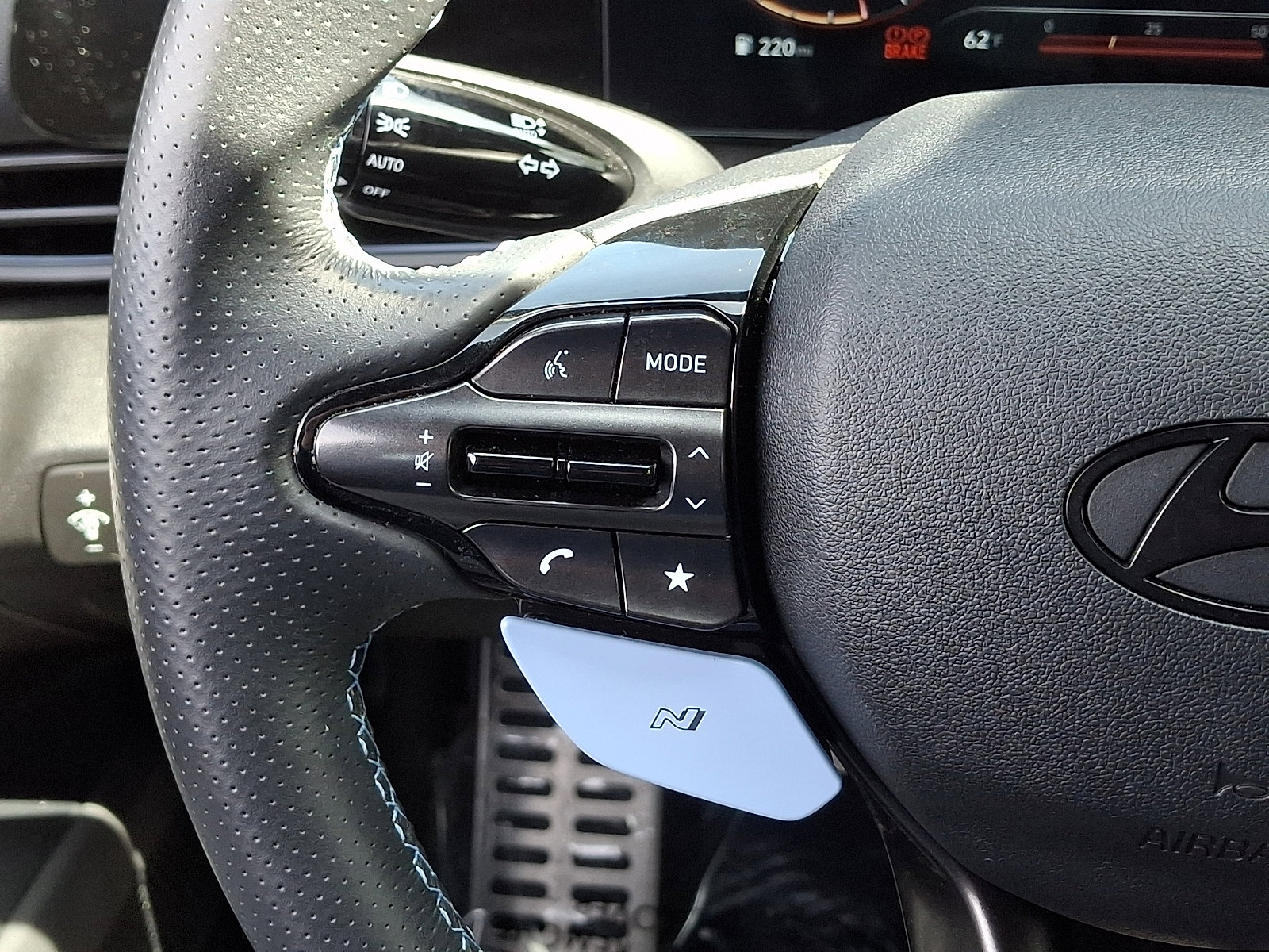 Used 2025 Hyundai Elantra N FWD image 21