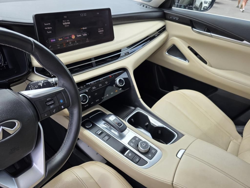 Used 2023 INFINITI QX60 Sensory w/ Vision Package AWD/4WD image 22