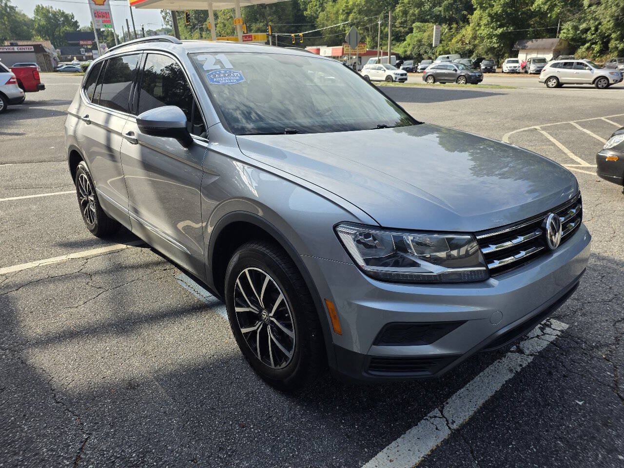 Used 2021 Volkswagen Tiguan S FWD image 8
