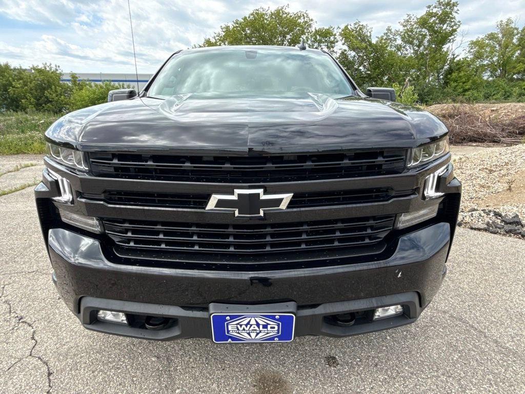 Used 2022 Chevrolet Silverado 1500 RST w/ Z71 Off-Road Package AWD/4WD image 3