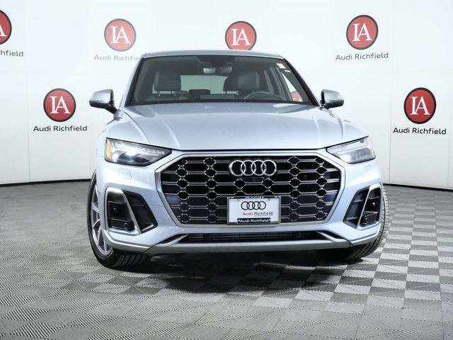 Used 2023 Audi SQ5 Prestige w/ Prestige Package AWD/4WD image 3