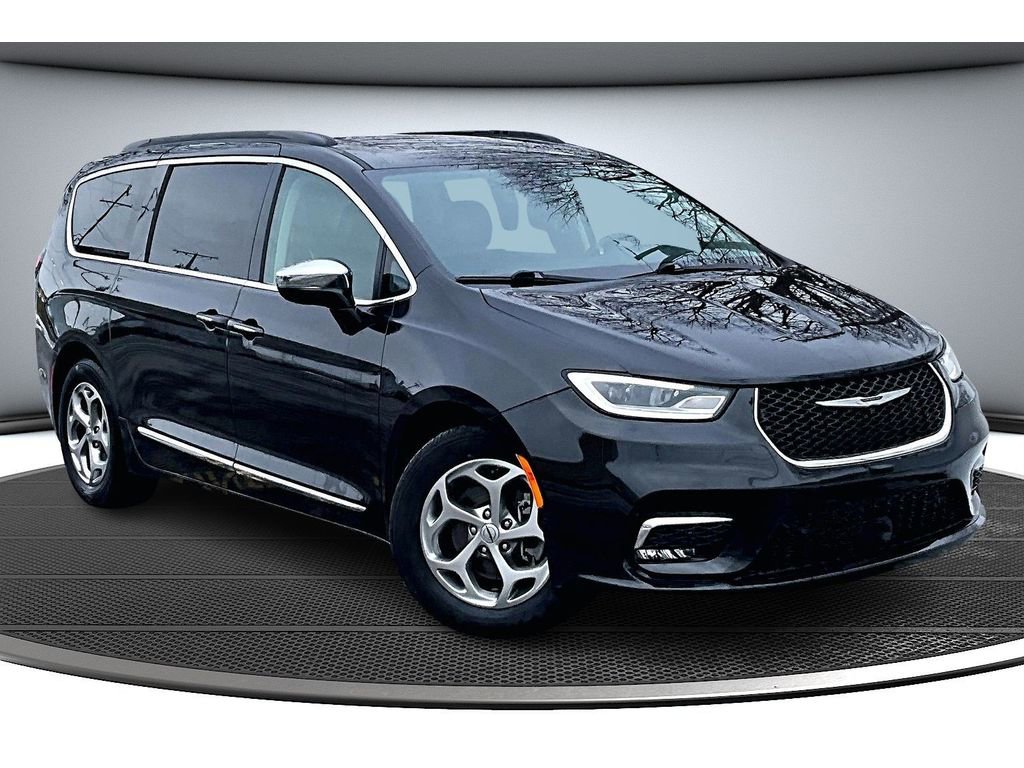 Used 2022 Chrysler Pacifica Limited image 13