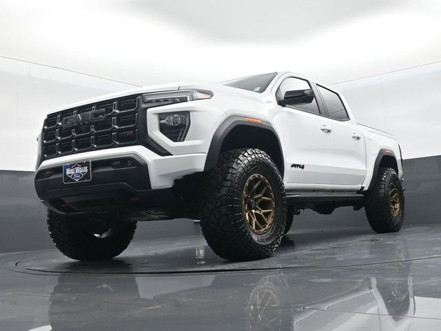 Used 2023 GMC Canyon AT4 w/ Technology Package image 19