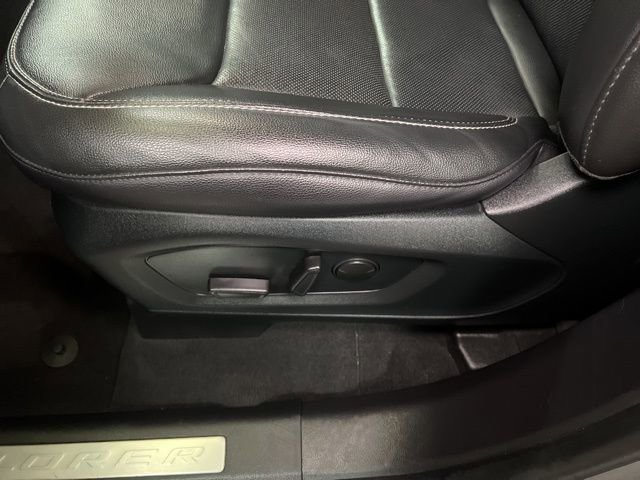Used 2022 Ford Explorer Limited image 55