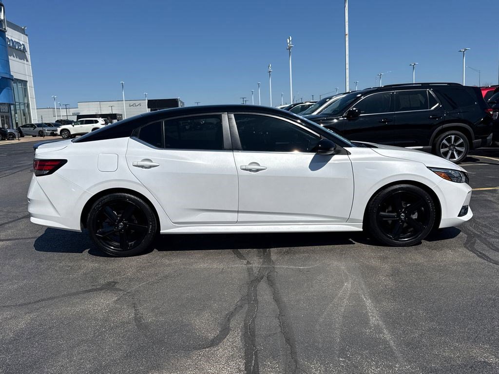 Used 2023 Nissan Sentra SR w/ Midnight Edition Package image 12