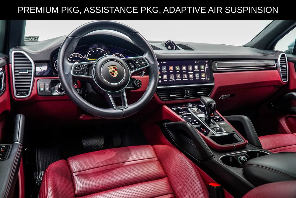 Used 2023 Porsche Cayenne w/ Premium Package AWD/4WD image 22