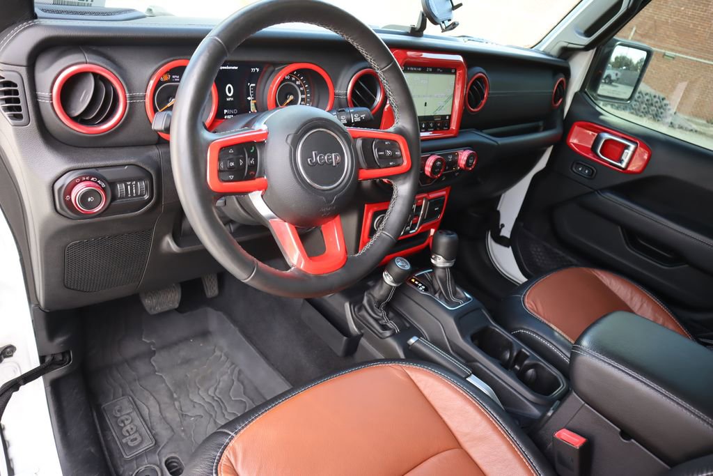 Used 2018 Jeep Wrangler Unlimited Sahara image 10