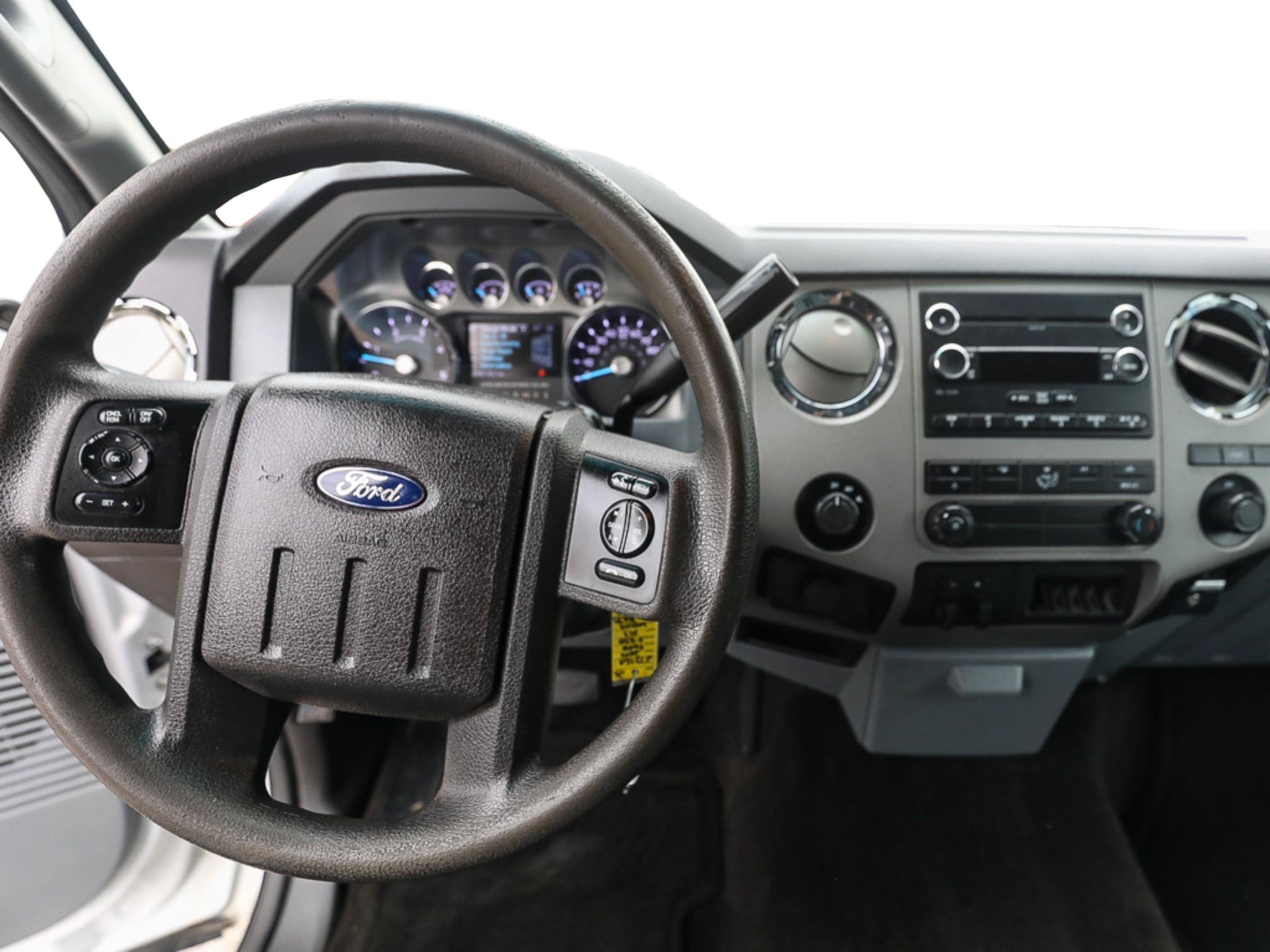 Used 2014 Ford F350 XLT w/ XLT Premium Package AWD/4WD image 13