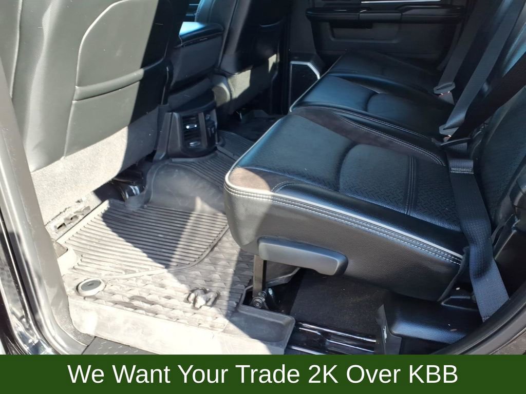 Used 2024 RAM 3500 Laramie AWD/4WD image 12