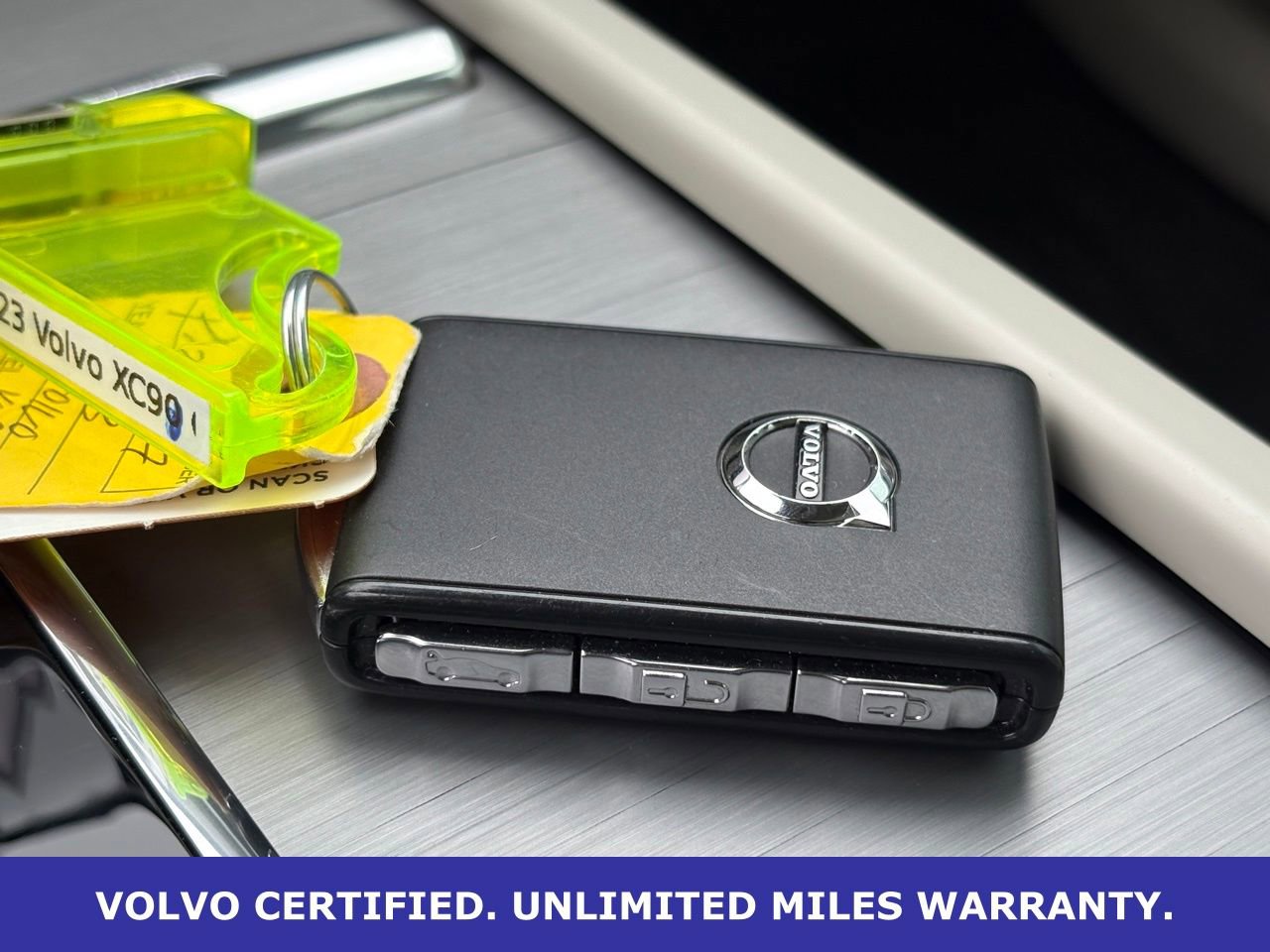 Certified 2023 Volvo XC90 B5 Core w/ Protection Package AWD/4WD image 38