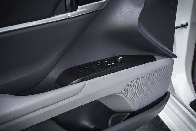 Used 2024 Toyota Camry SE w/ Audio Upgrade Package FWD image 12