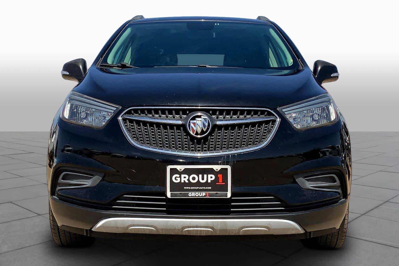 Used 2019 Buick Encore Preferred image 3