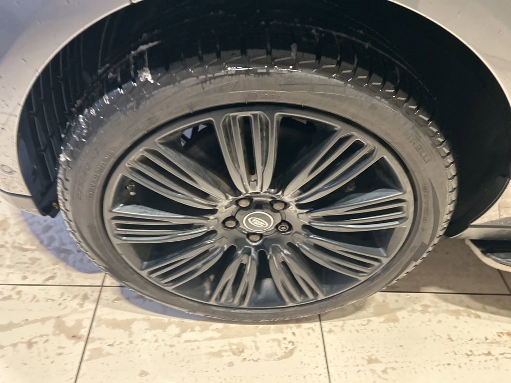 Used 2019 Land Rover Range Rover Supercharged image 18