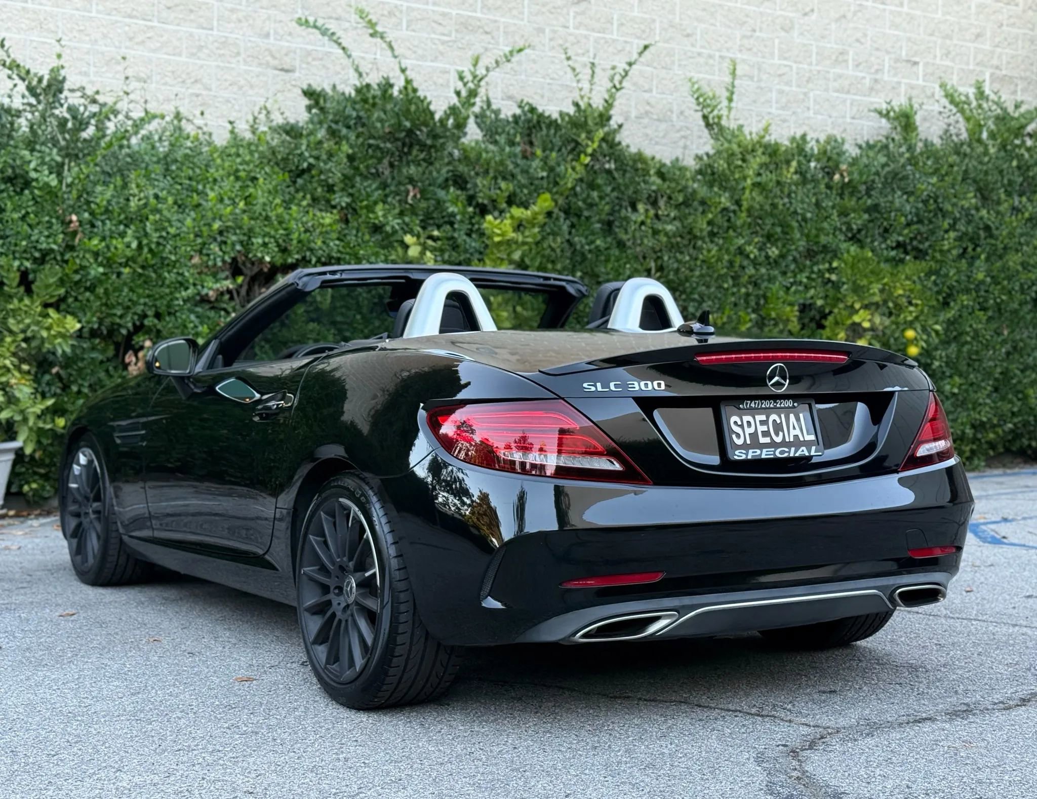 Used 2017 Mercedes-Benz SLC 300 w/ Premium 2 Package image 3