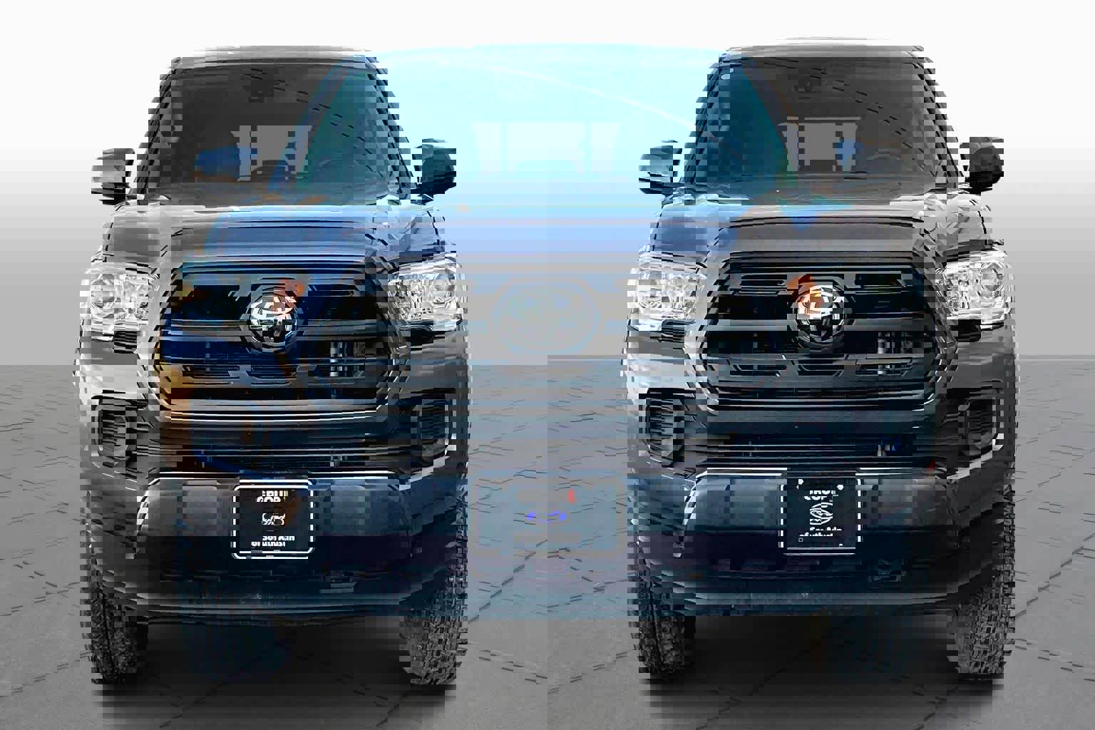 Used 2019 Toyota Tacoma SR w/ SR Convenience Package image 4