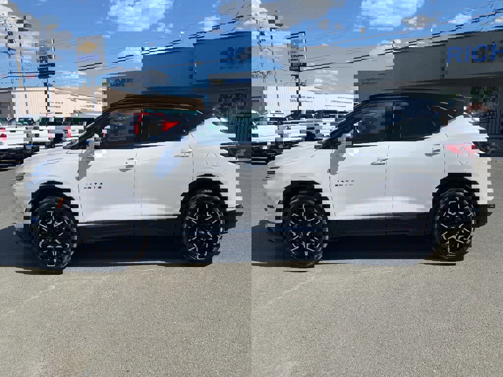 Used 2023 Chevrolet Blazer RS w/ Driver Confidence II Package image 8