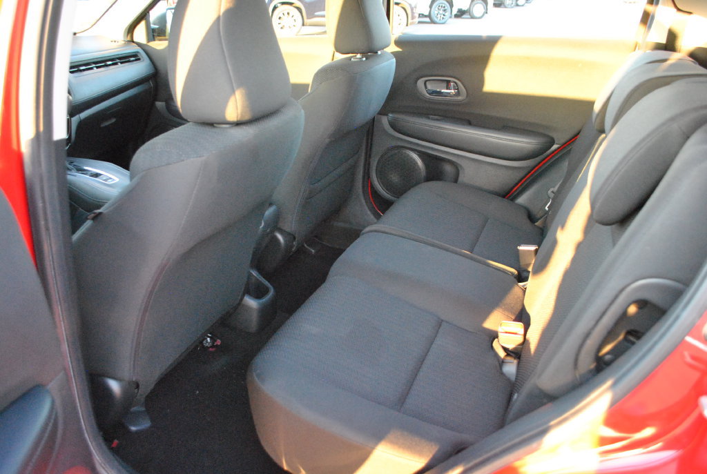 Certified 2018 Honda HR-V LX image 11