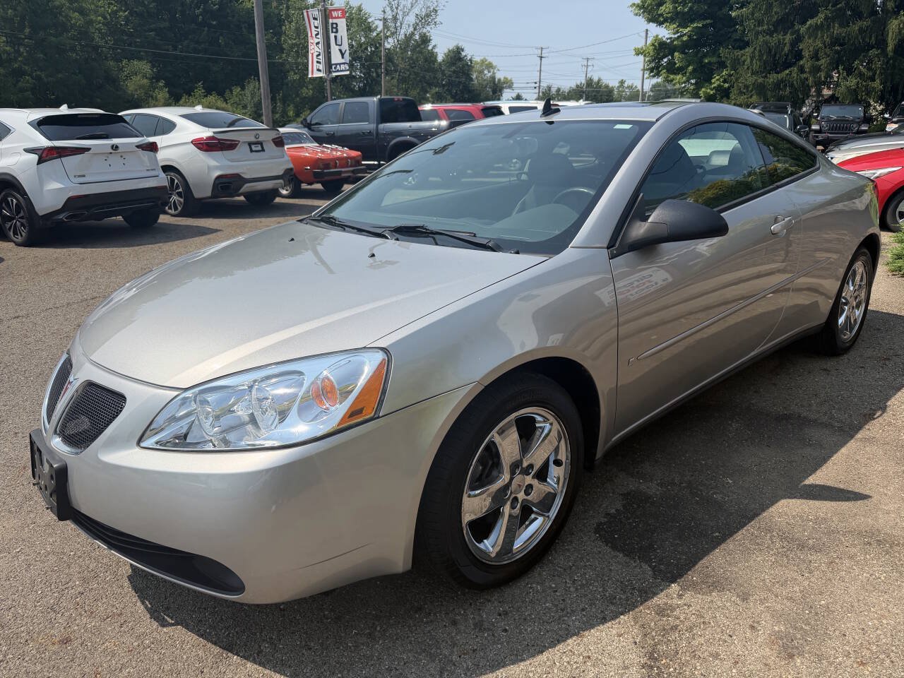 Used 2006 Pontiac G6 GT w/ Premium Value Package 2 FWD image 2