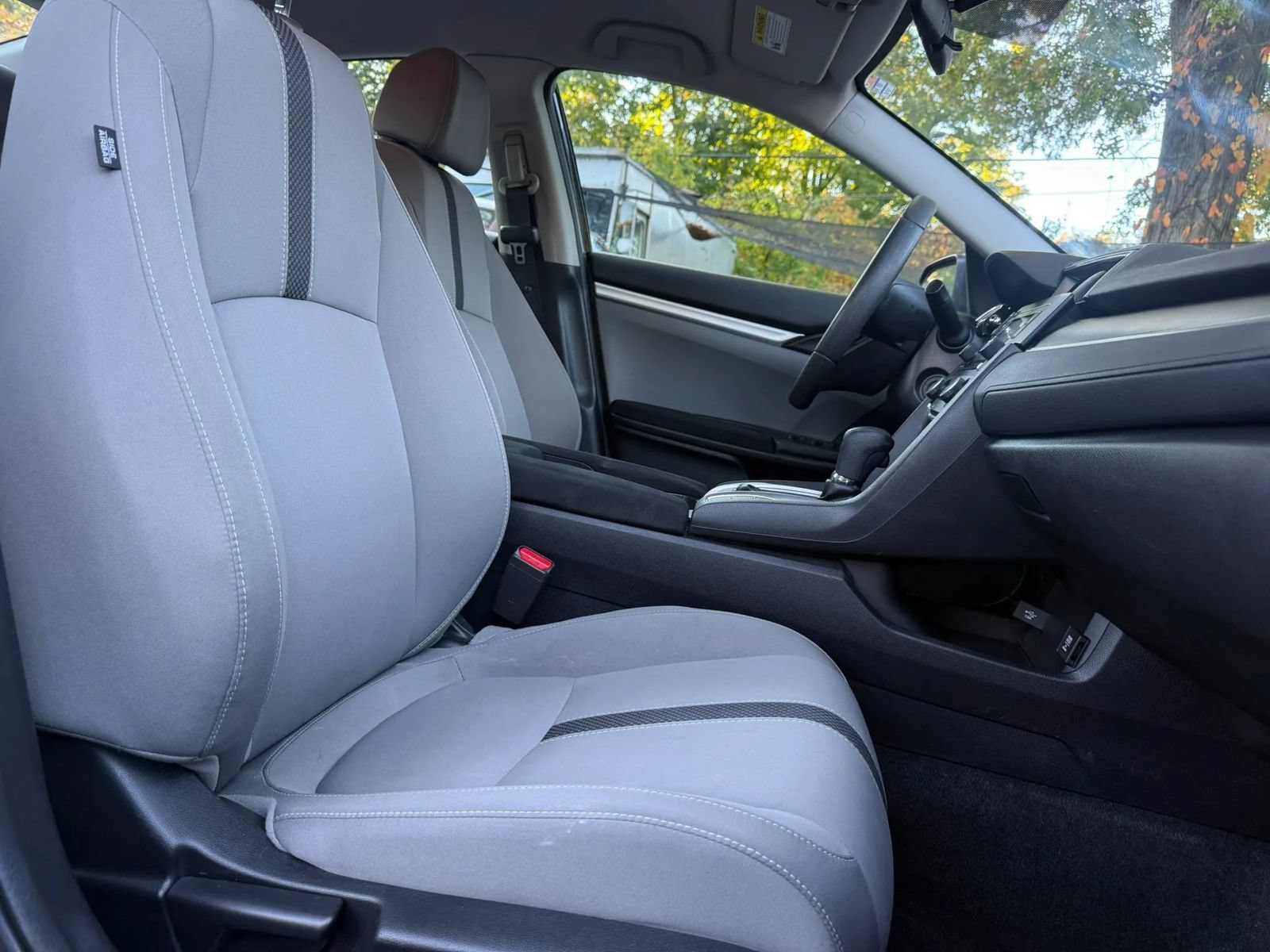 Used 2019 Honda Civic LX image 9