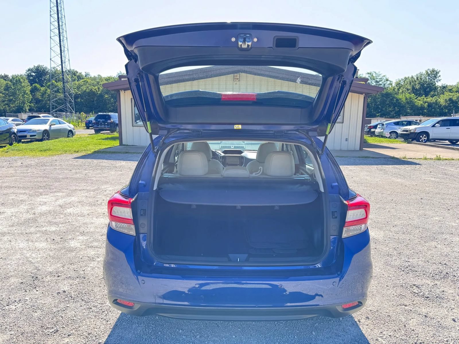 Used 2017 Subaru Impreza 2.0i Limited AWD/4WD image 16