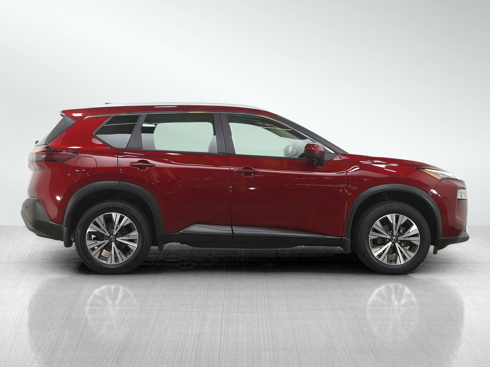 Used 2023 Nissan Rogue SV w/ SV Premium B Package image 6