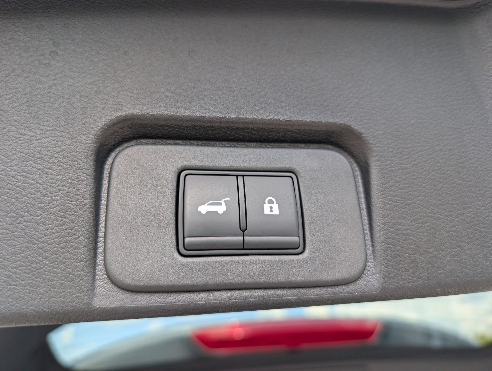 Used 2026 Nissan Rogue SL AWD/4WD image 29